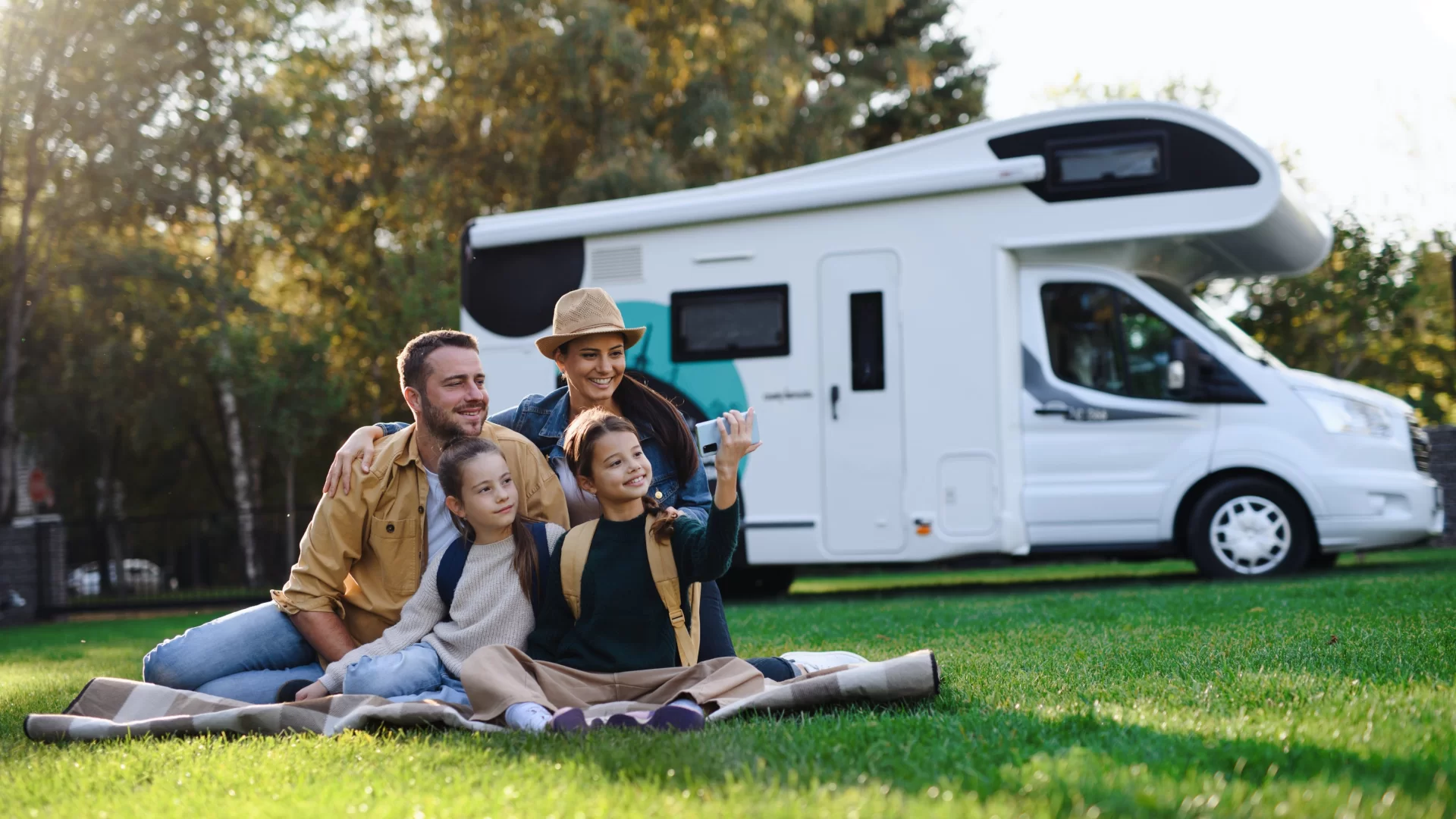  Doğa ile başbaşa Karavan parkımızın keyfini çıkarın...